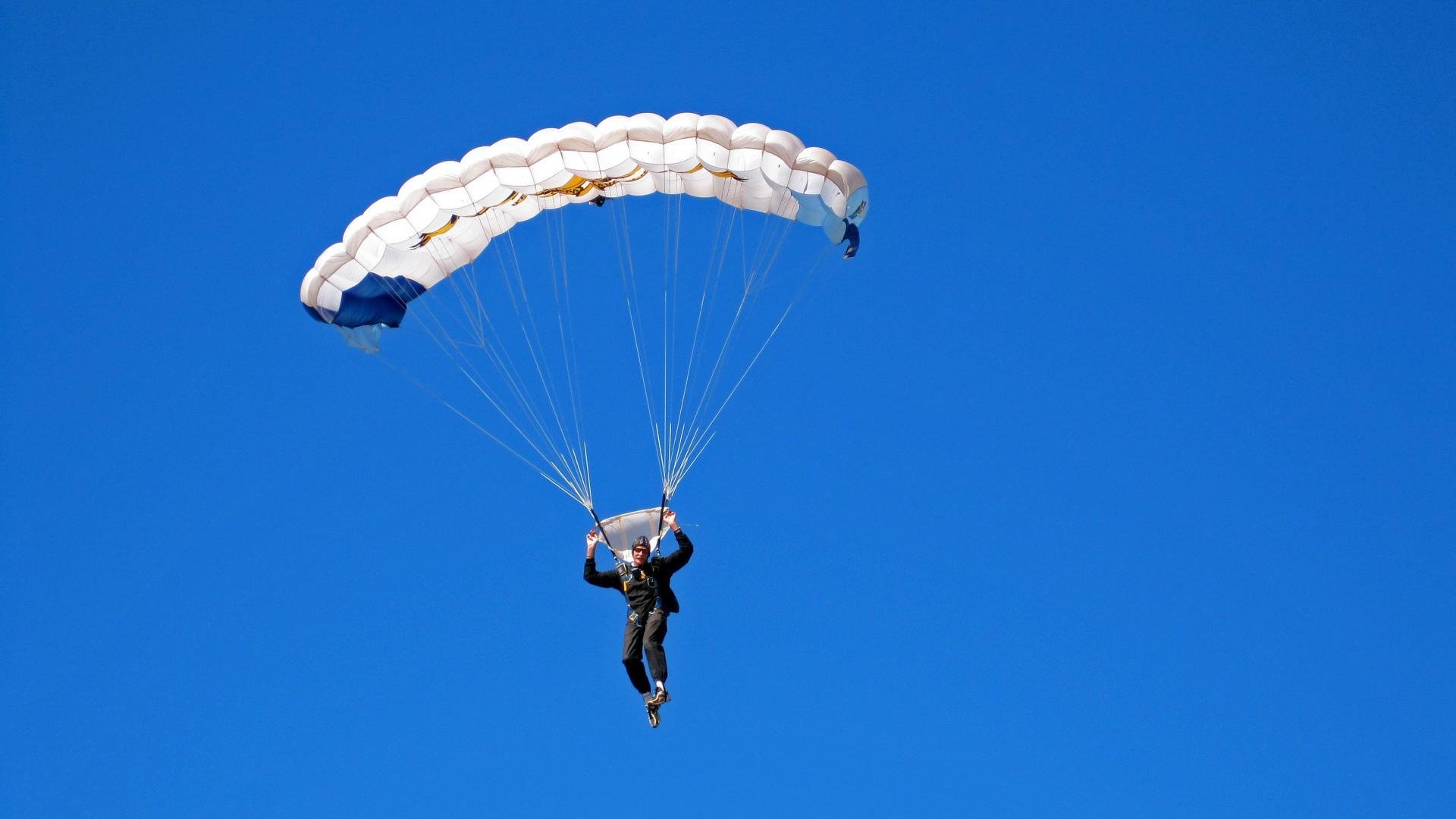 开云体育下载官网-关键拳击防守反击技巧赛场实用示范,关键拳击防守反击技巧赛场实用示范视频