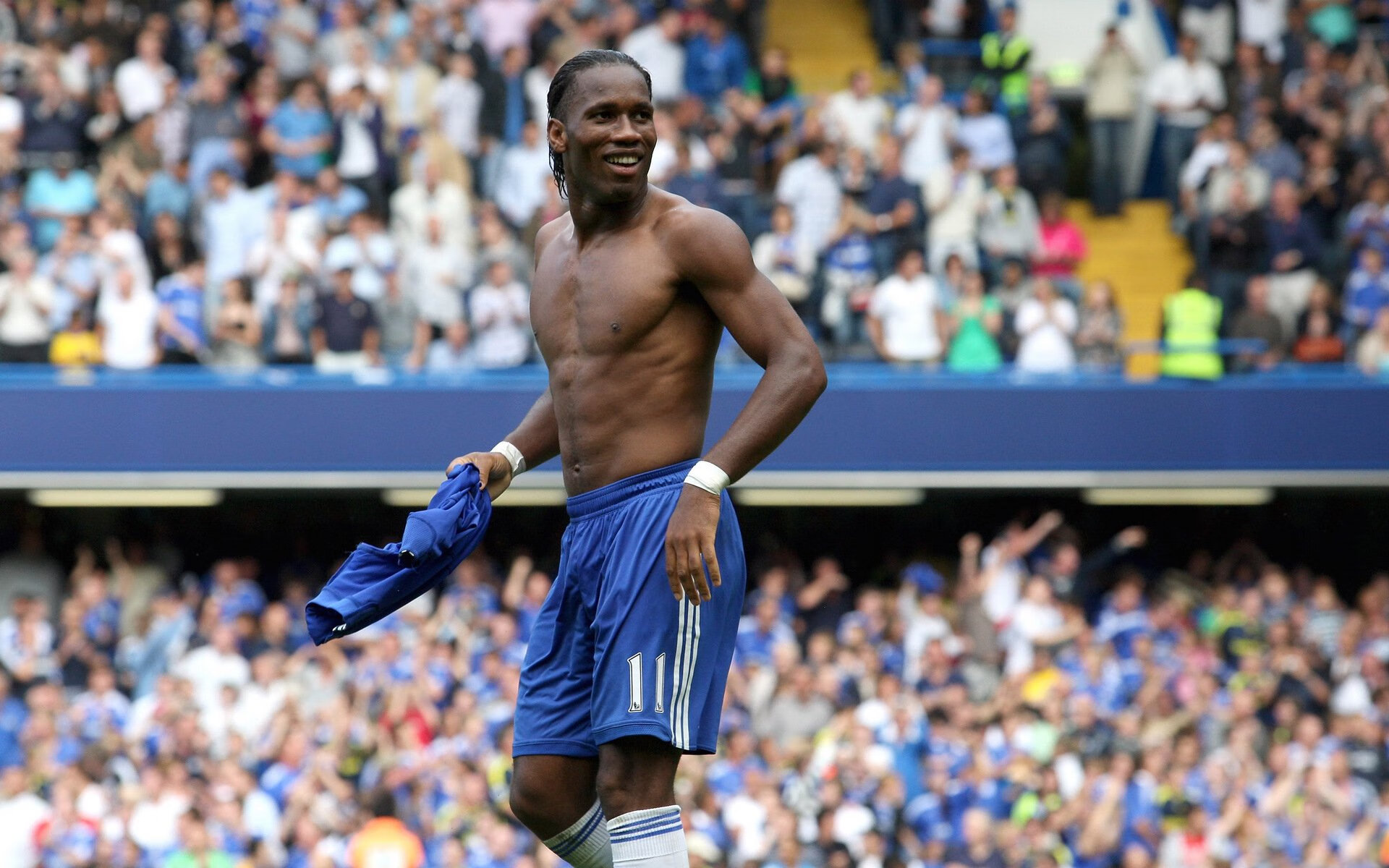 开云体育客户端-利物浦3-1莱斯特城，继续领跑积分榜，今天利物浦和莱斯特城的比赛